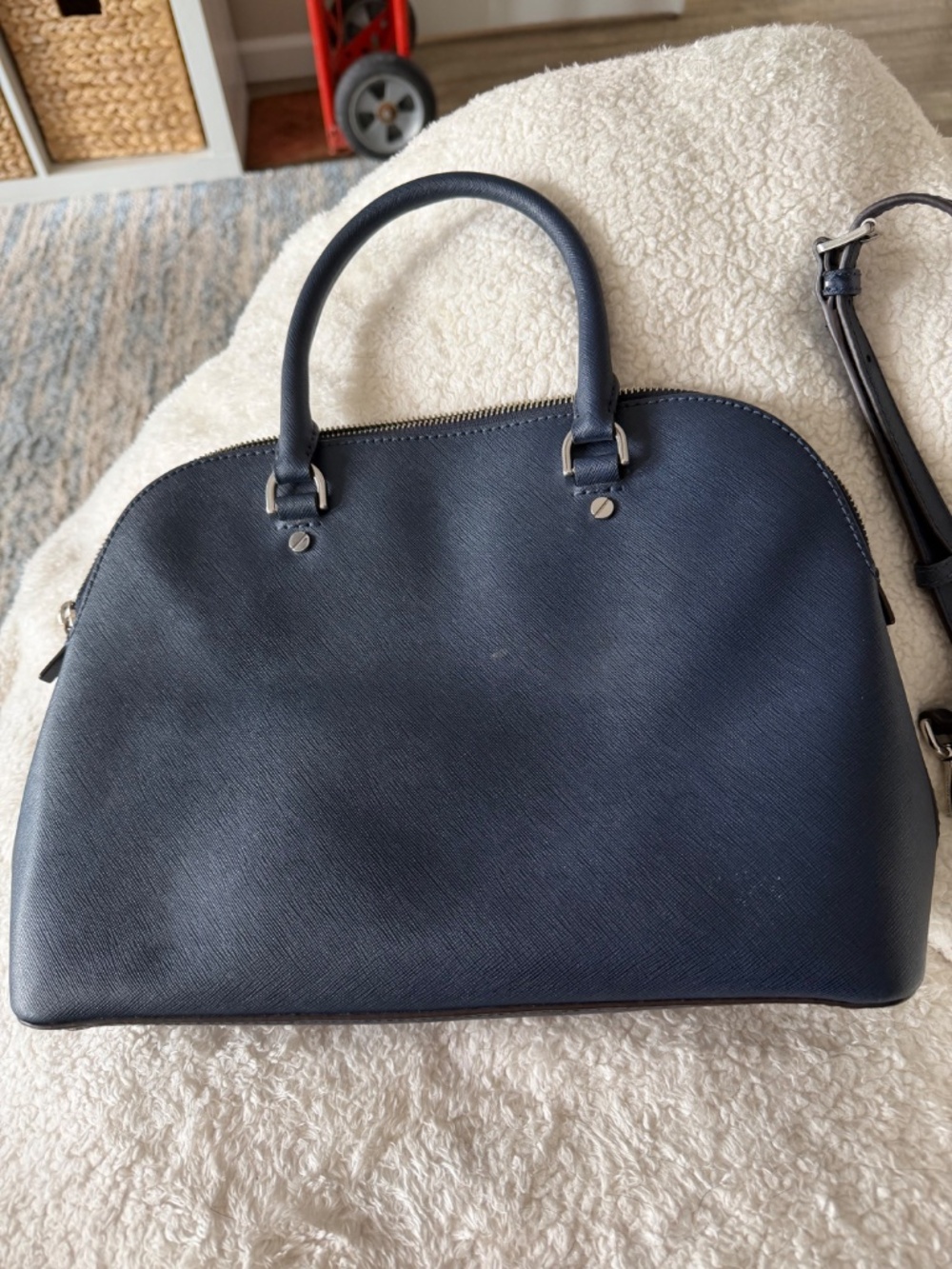 Handbag - Picture 4 of 6